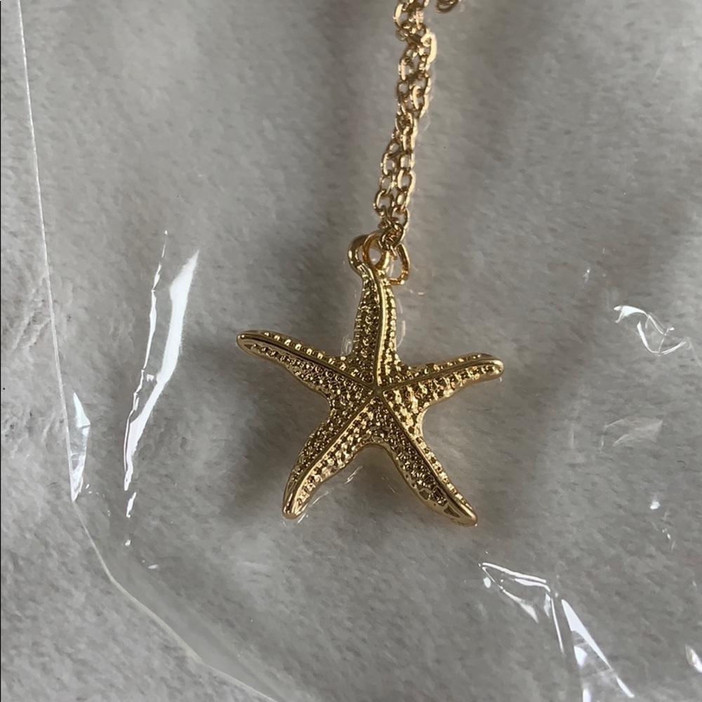 Starfish necklace